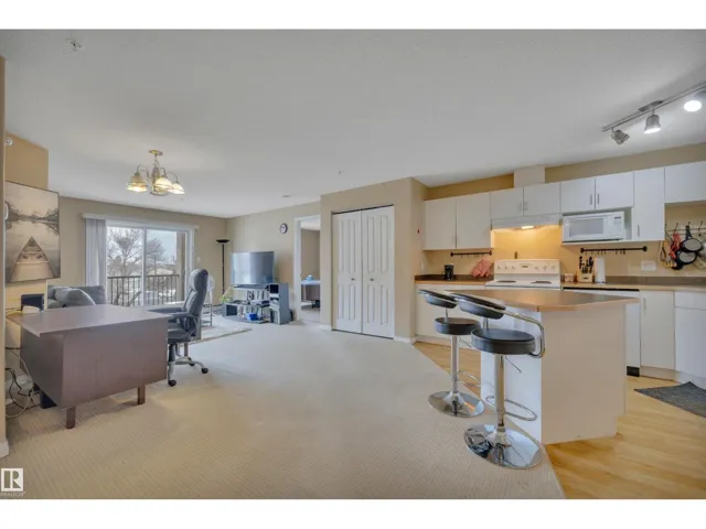 #326 11325 83 ST NW, Edmonton, Alberta T5B4W5