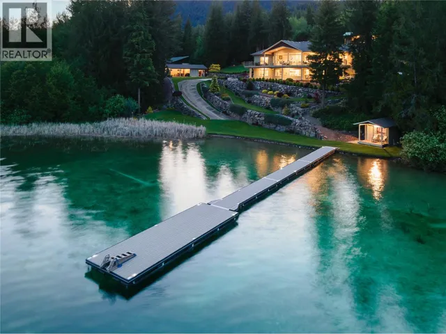 3898 Parri Road, Sorrento, British Columbia V0E2W1