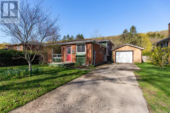 240 5TH A AVENUE W, Owen Sound, Ontario N4K6G4