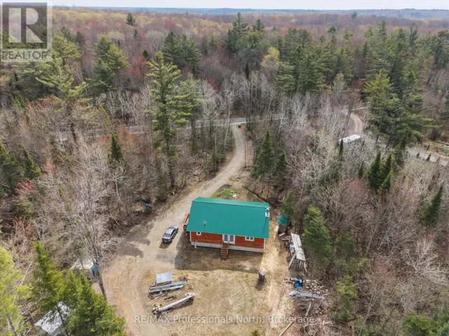 1070 VANKOUGHNET ROAD, Bracebridge (Oakley), Ontario P1L1X1