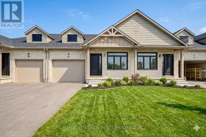 32 DEARING DRIVE, Lambton Shores (Grand Bend), Ontario N0M1T0