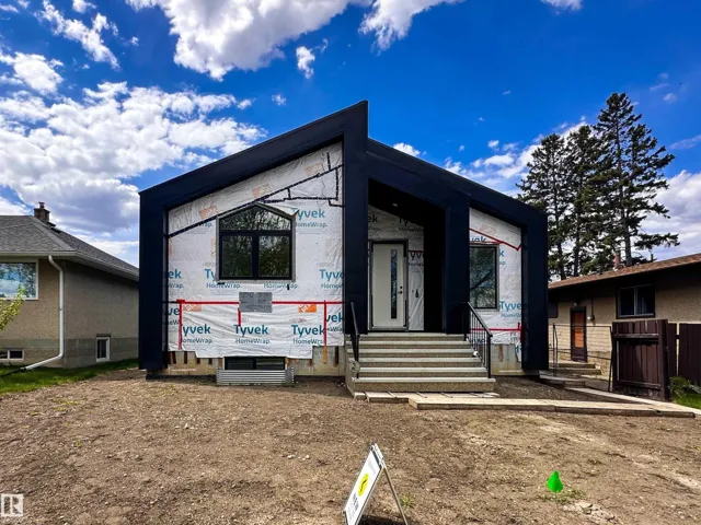 12342 131 ST NW, Edmonton, Alberta T5L1M3