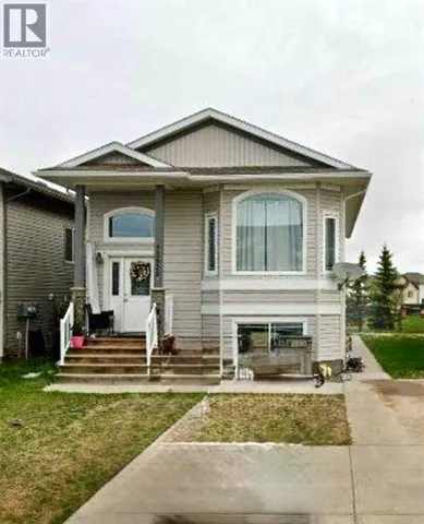 11520 75 Avenue, Grande Prairie, Alberta T8W0J4