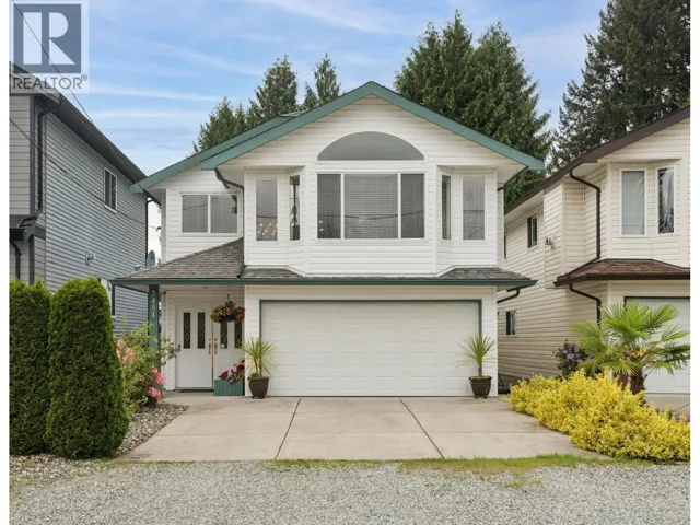 3451 LIVERPOOL STREET, Port Coquitlam, British Columbia V3B3V9