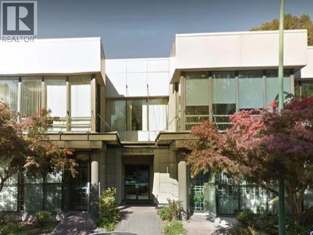 235 1000 ROOSEVELT CRESCENT, North Vancouver, British Columbia V7P3R4