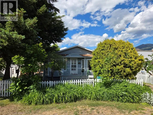 410 6th Avenue, Keremeos, British Columbia V0X1N3