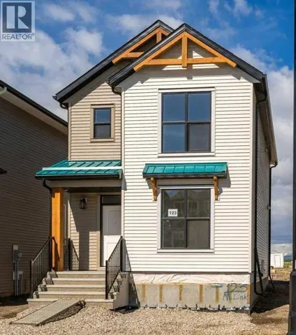 123 Montane Link SE, High River, Alberta T1V0K8