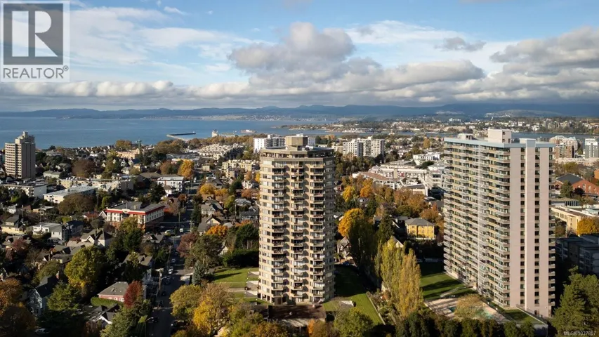 1407 620 Toronto St, Victoria, British Columbia V8V1P7