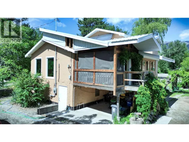 204 Greasewood Avenue, Oliver, British Columbia V0H1T1