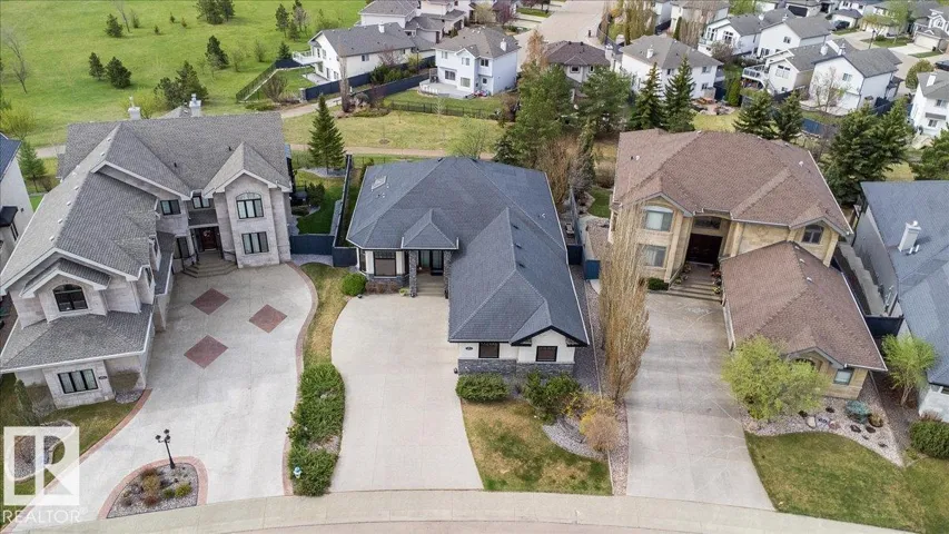 2413 Tegler Green NW, Edmonton, Alberta T6R3K2