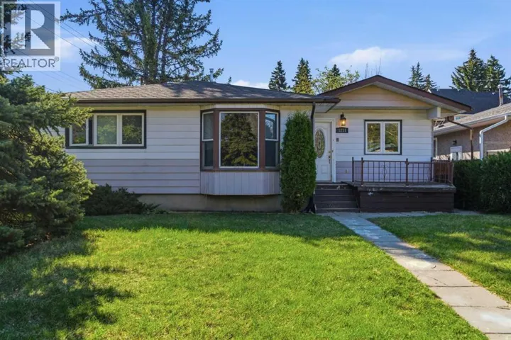 1211 Rosehill Drive NW, Calgary, Alberta T2K1L9