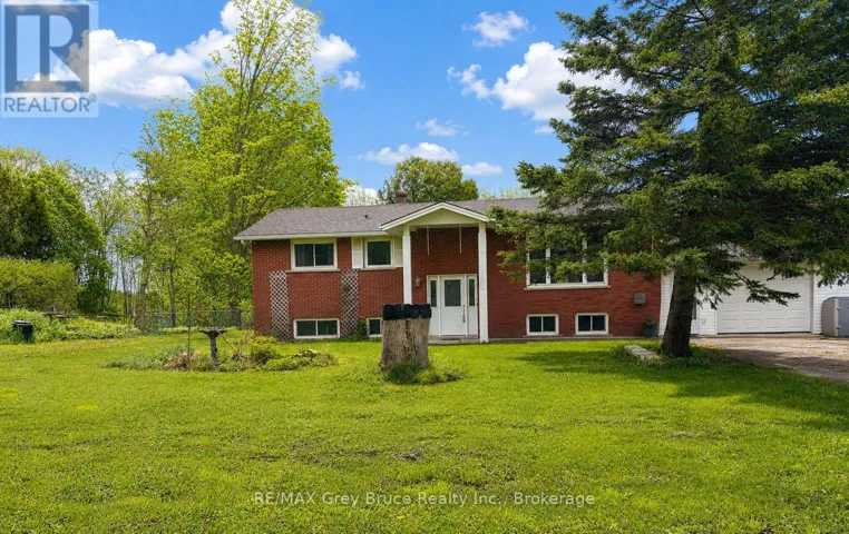 105 MAPLE GROVE LANE, Georgian Bluffs, Ontario N4K0G2