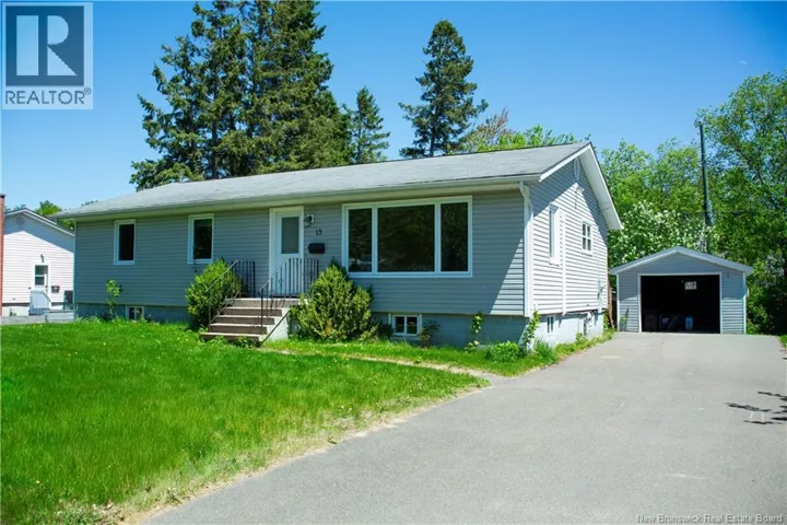 15 Bailey Avenue, Fredericton, New Brunswick E3A1H3