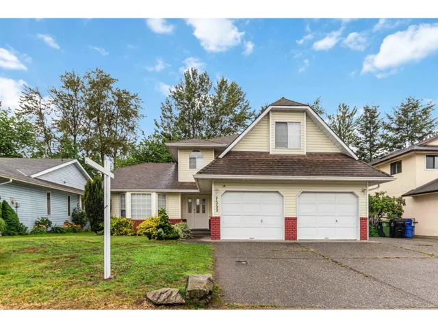 7553 SAPPHIRE DRIVE, Sardis West Vedder, Chilliwack, British Columbia V2R3B3