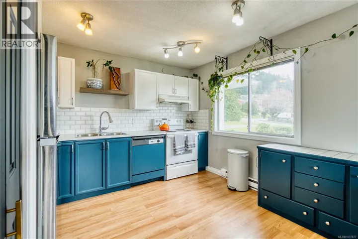 1 4801 Hammond Bay Rd, Nanaimo, British Columbia V9T5V7