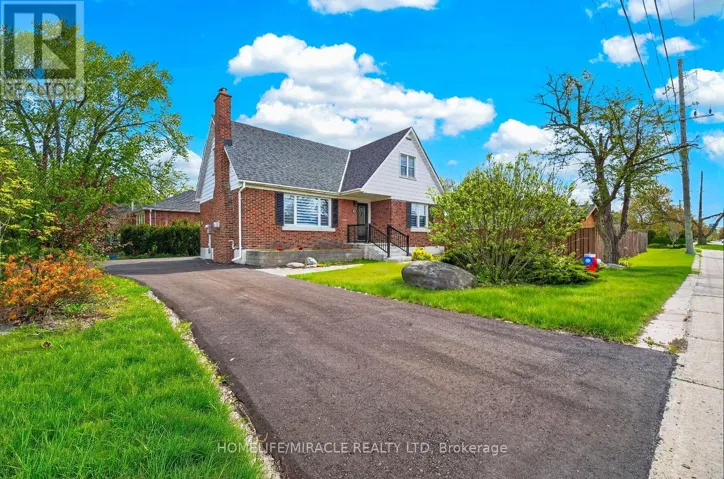 21 GREGORY STREET, Brampton (Downtown Brampton), Ontario L6Y1G2