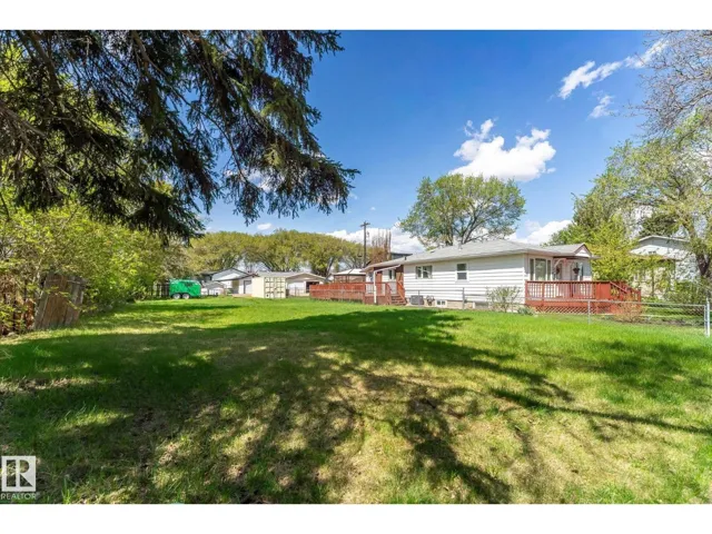 12122 45 ST NW, Edmonton, Alberta T5W2V1