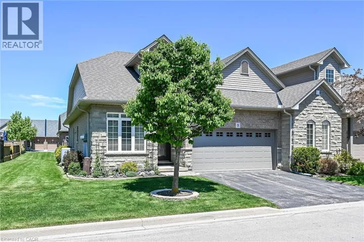 9 GROVETREE Trail, Hamilton, Ontario L9B0B7