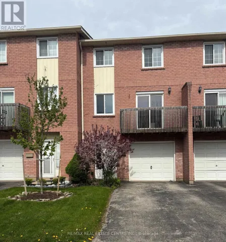 9 - 29 HERITAGE DRIVE, Hamilton (Stoney Creek), Ontario L8G4T4