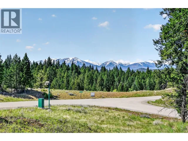 4915 Saddlewood Lane, Radium Hot Springs, British Columbia V0A1M0
