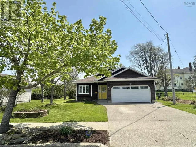 469 Brunswick Street, Yarmouth, Nova Scotia B5A4V4