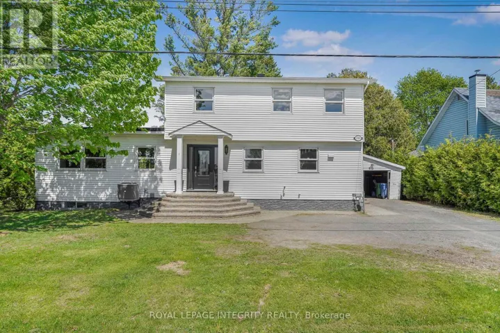 3785 RUE CARTIER STREET, Clarence-Rockland, Ontario K0A1E0