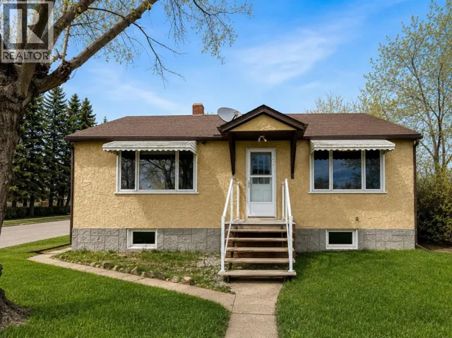 614 6 Avenue, Wainwright, Alberta T9W1B2