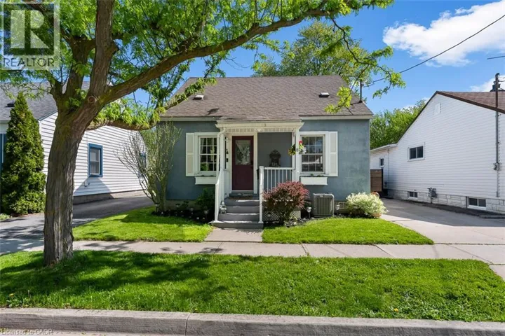 8 COVENTRY Street, St. Catharines, Ontario L2R2X5
