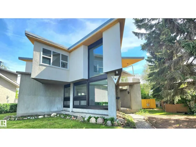 9535 147 AV NW, Edmonton, Alberta T5E2K5