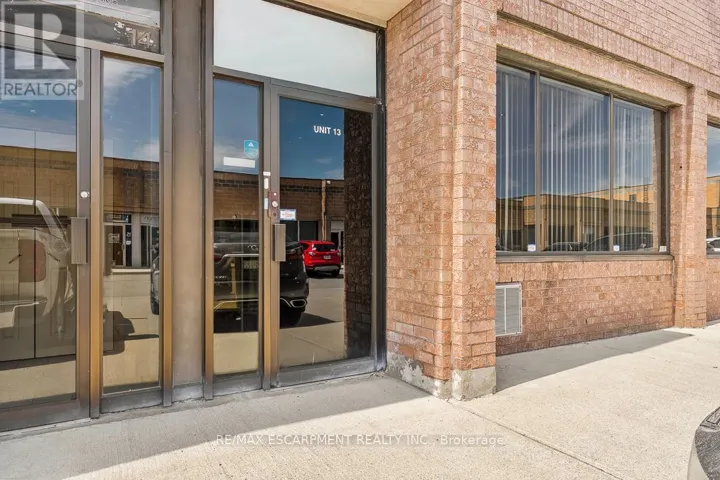 13 - 2400 WYECROFT ROAD, Oakville (QE Queen Elizabeth), Ontario L6L6M8