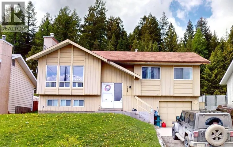 1323 ALPINE Drive, Elkford, British Columbia V0B1H0