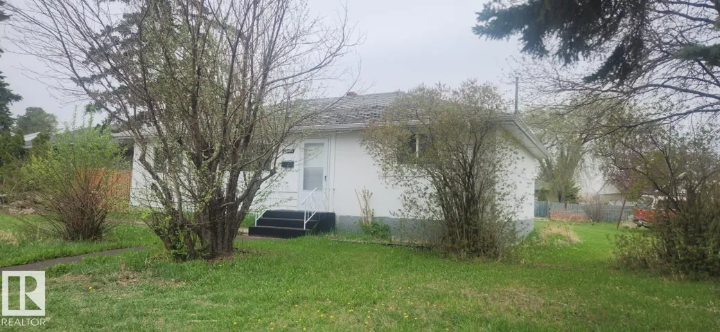 13904 135 AV NW, Edmonton, Alberta T5L3Y8