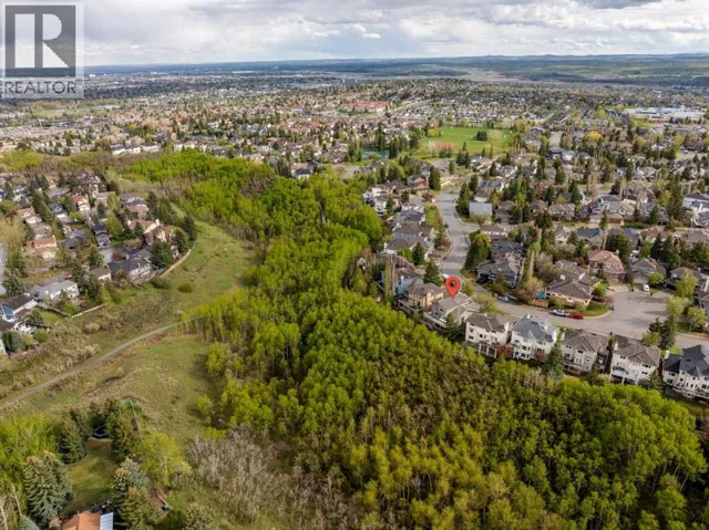 52 Christie Knoll Heights SW, Calgary, Alberta T3H2V2