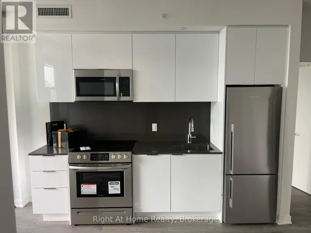 6 - 2606 25 RICHMOND STREET E, Toronto (Church-Yonge Corridor), Ontario M5C0A6