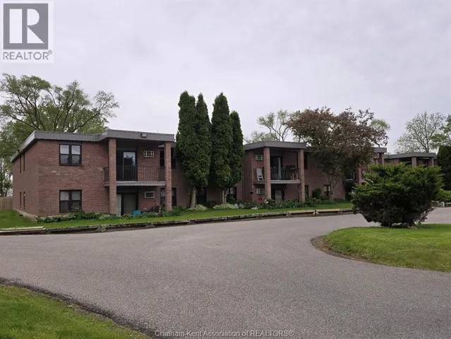 12 Montgomery DRIVE Unit# A207, Wallaceburg, Ontario N8A5B5
