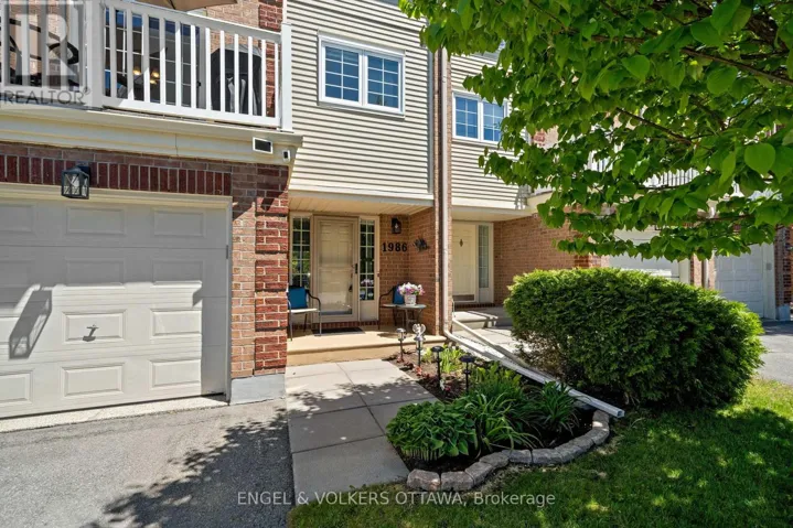 27 - 1986 SUMMERFIELDS CRESCENT, Ottawa, Ontario K1C7B4
