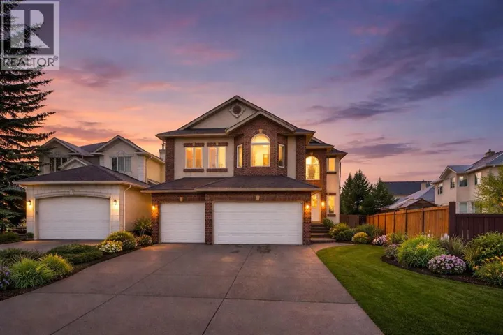 6 Strathridge Way SW, Calgary, Alberta T3H3S3