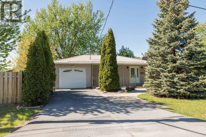 1849 DEWHURST AVENUE, Cornwall, Ontario K6J3N1
