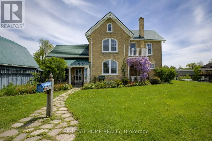 402 LAMPTON STREET E, West Grey, Ontario N0G1R0
