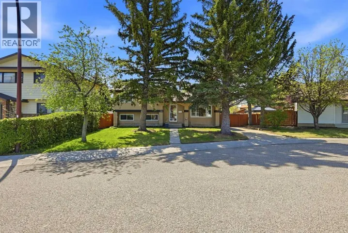 156 Templeview Place NE, Calgary, Alberta T1Y3S2