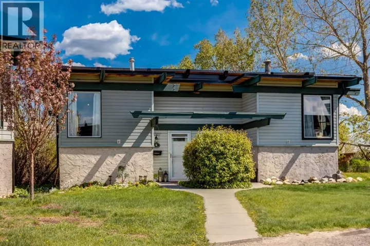 4, 333 Braxton Place SW, Calgary, Alberta T2W2E7