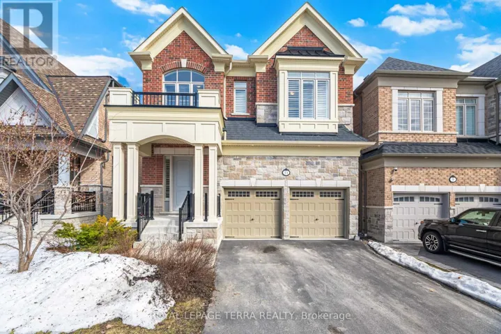 11 LOCKTON STREET, Whitby (Williamsburg), Ontario L1P0E1