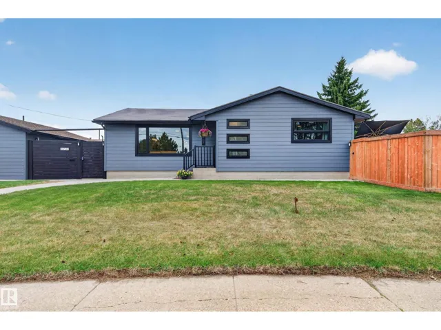 6707 92B AV NW, Edmonton, Alberta T6B0V8