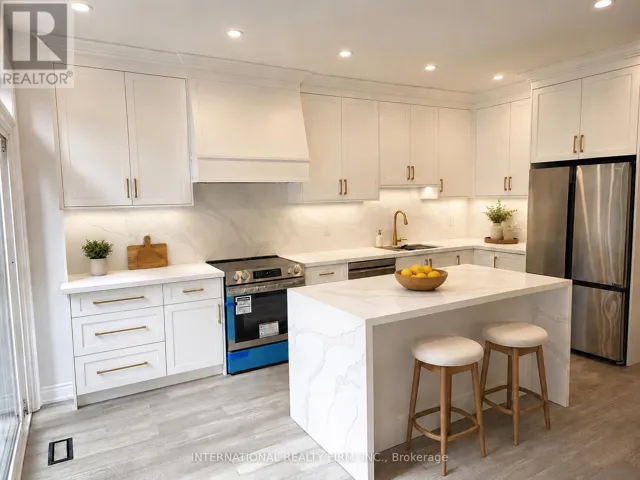 32 BEL CANTO CRESCENT, Richmond Hill (Oak Ridges Lake Wilcox), Ontario L4E4G7