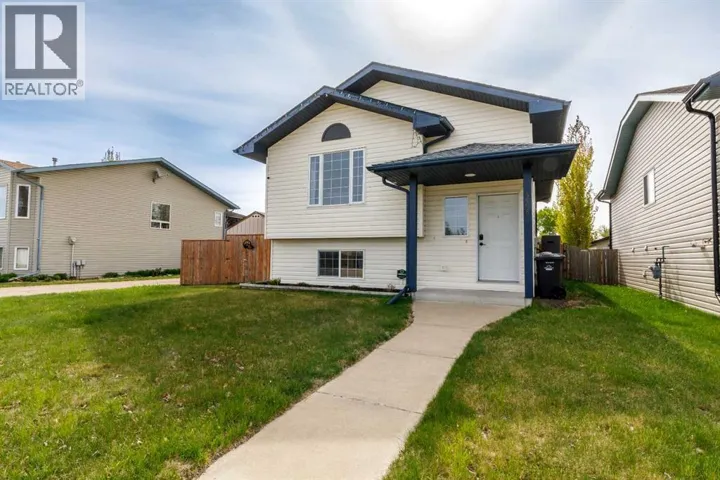 4458 54A Avenue, Innisfail, Alberta T4G1Y3