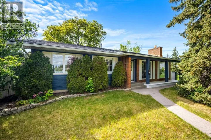 235 Lake Rosen Crescent SE, Calgary, Alberta T2J3L9