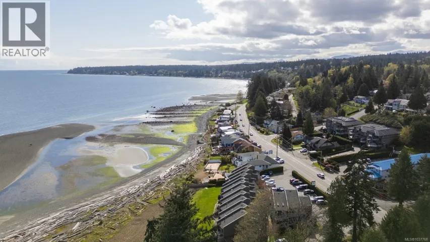 220 3295 Island Hwy W, Qualicum Beach, British Columbia V9K2C6