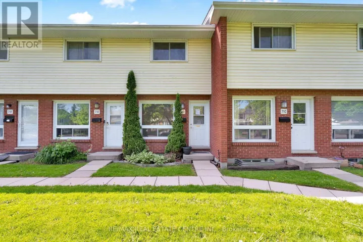 D - 71D WELLESLEY CRESCENT, London East (East I), Ontario N5V1J6
