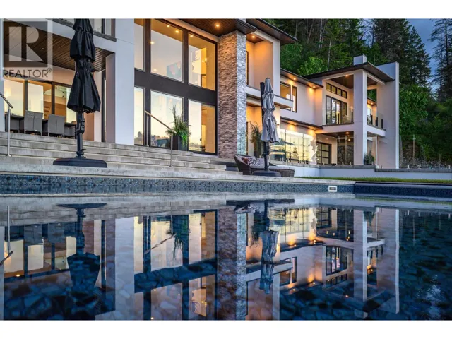 112 Sunset Boulevard, Vernon, British Columbia V1H1T7