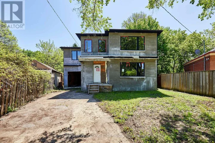 213 PHYLLIS AVENUE, Toronto (Cliffcrest), Ontario M1M1Y9